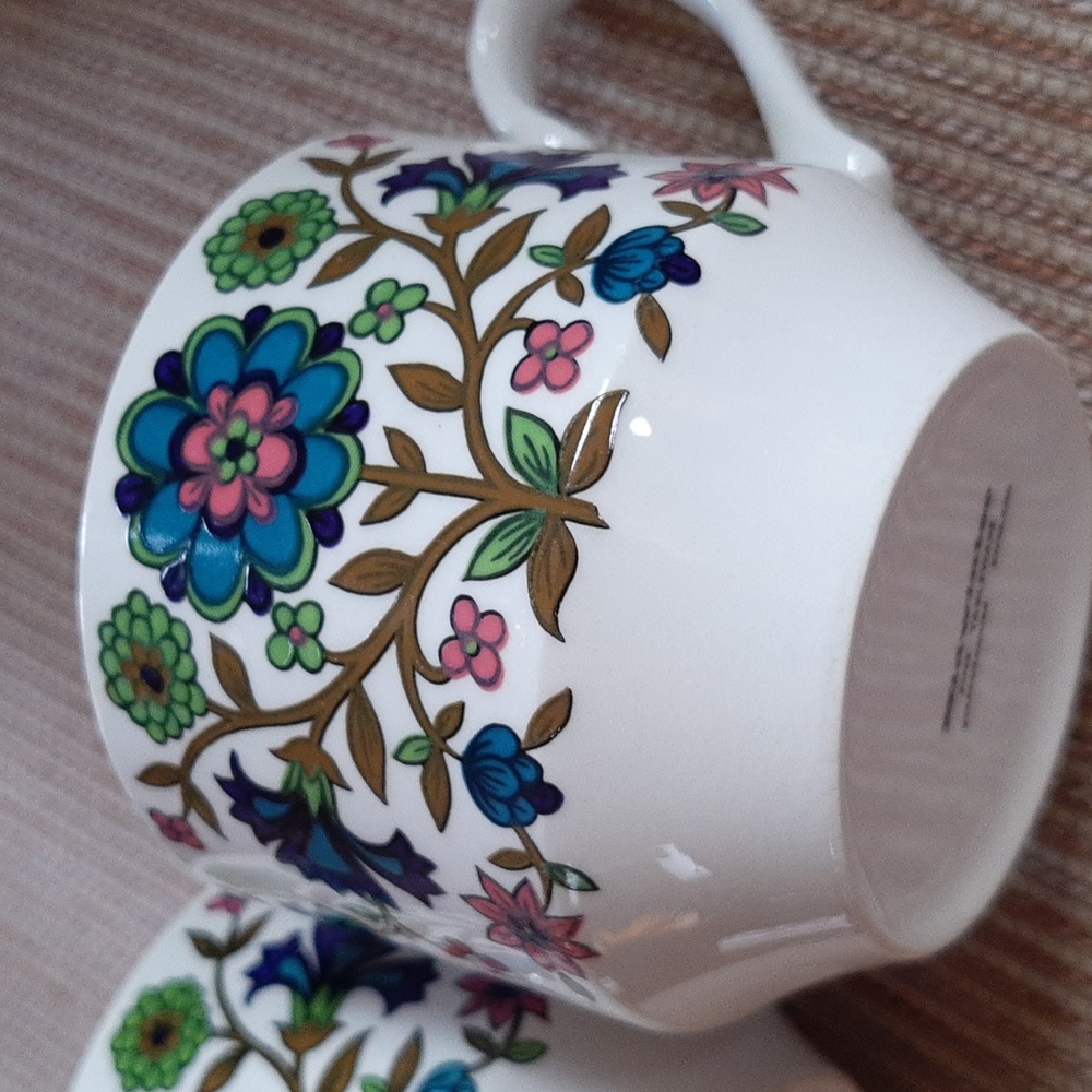 💋FREE WITH PURCHASE OVER $20💋 Midwinter set of 2 vintage cups - Picture 7 of 9